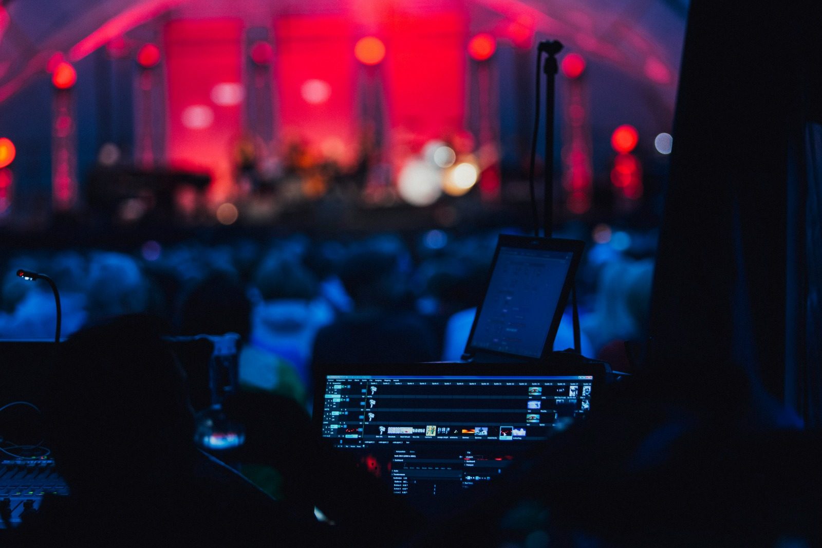 Live music production crowd